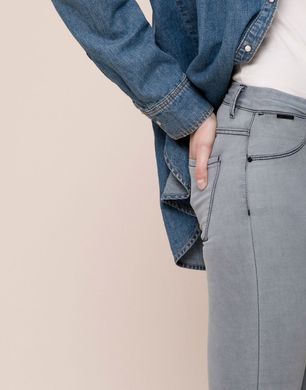 фото Жіночі сірі джинси скінні Pull&Bear
